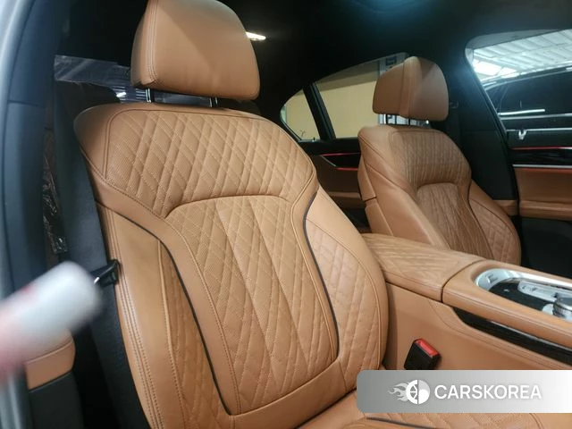 BMW 7 Series (G11) id 4402884 из Кореи 17