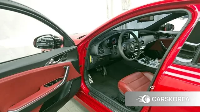 Kia Stinger id 3454603 из Кореи 20