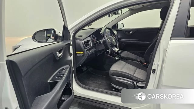 Kia Stonic id 4895574 из Кореи 30