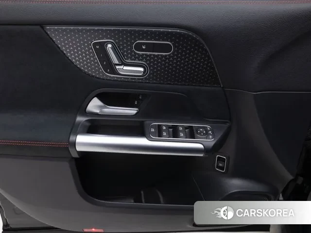 Mercedes-Benz GLA - Class H247 id 3549657 из Кореи 20