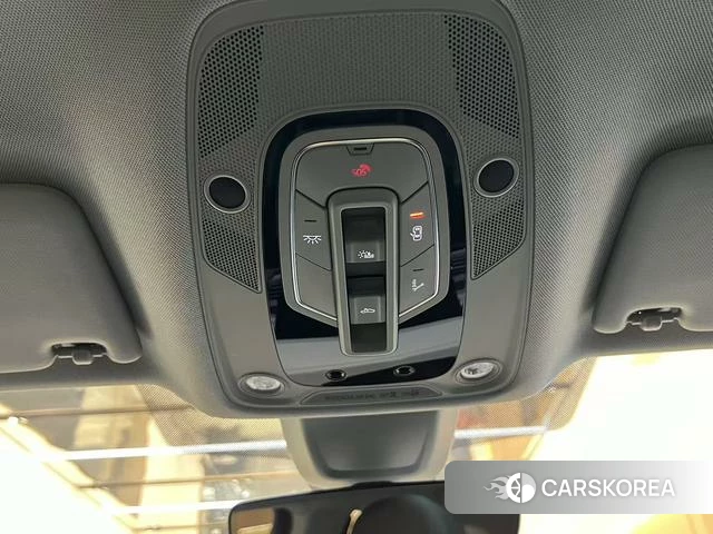 Audi Q5L id 4221713 из Китая 20