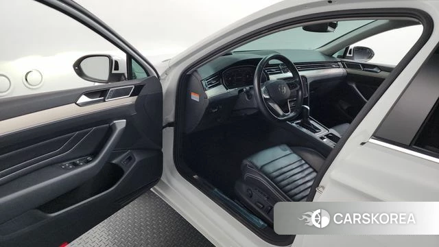 Volkswagen Passat GT (B8) id 4542125 из Кореи 37
