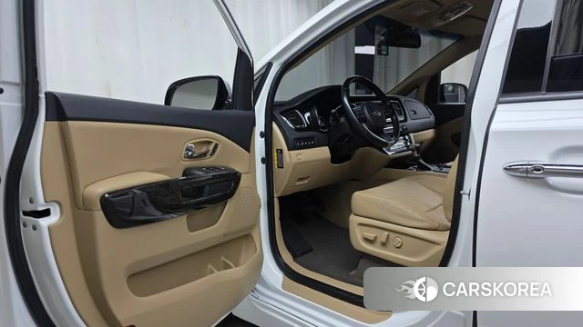 Kia The New Carnival id 4250809 из Кореи 34