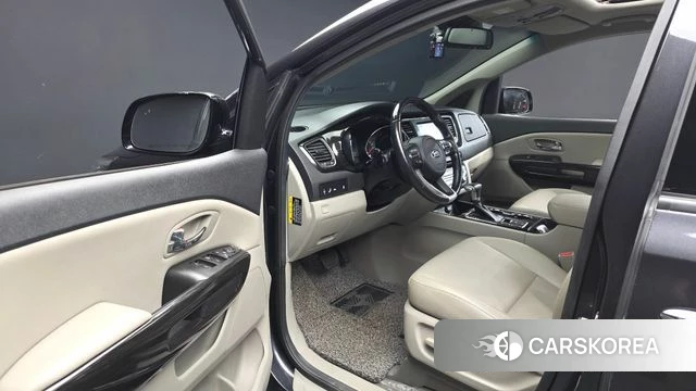 Kia The New Carnival id 4573987 из Кореи 30
