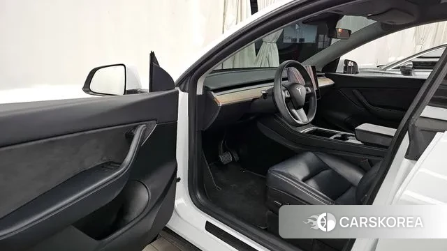 Tesla Model Y id 3384594 из Кореи 20