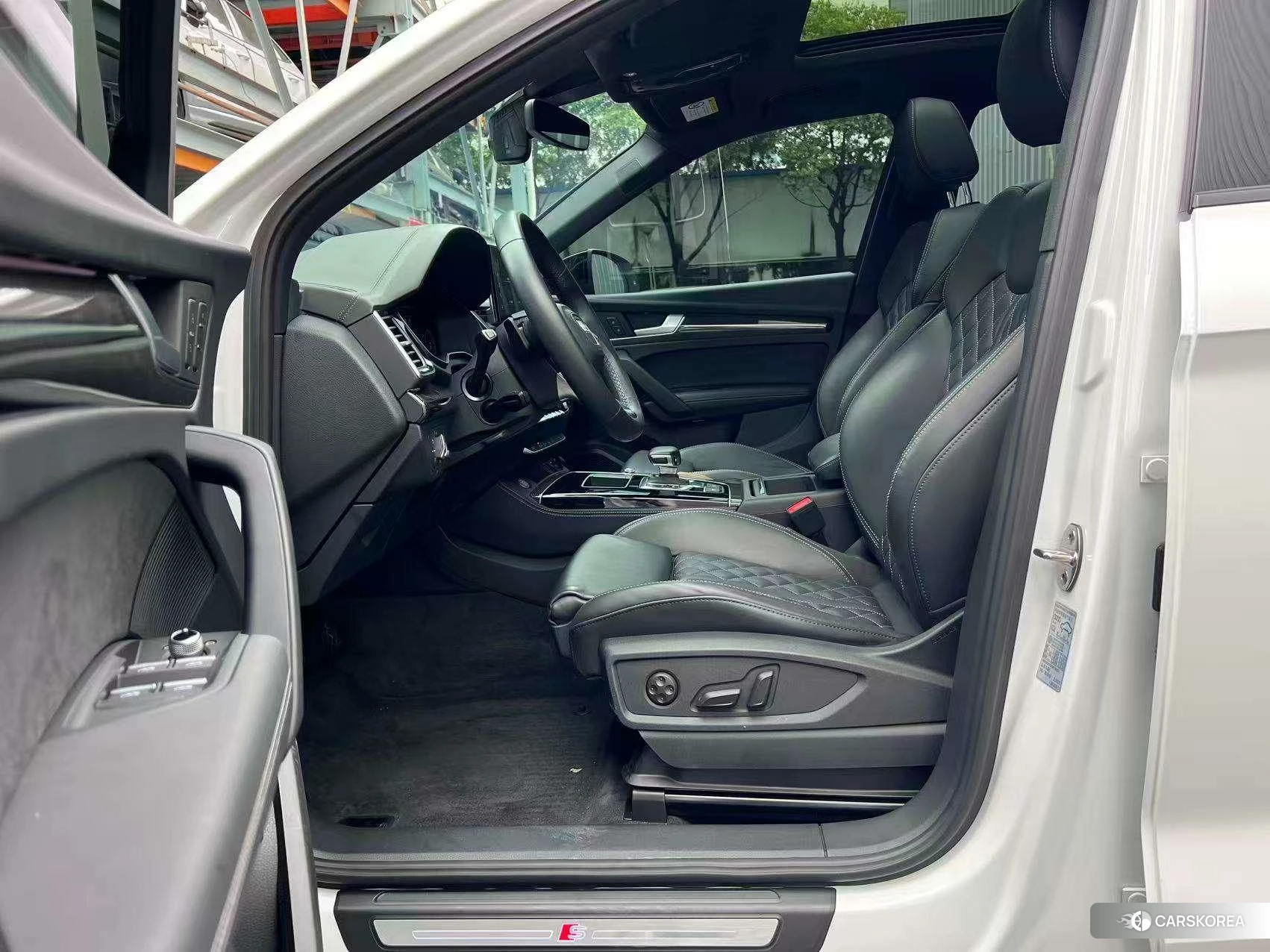Audi Q5L Sportback id 4486516 из Китая 25