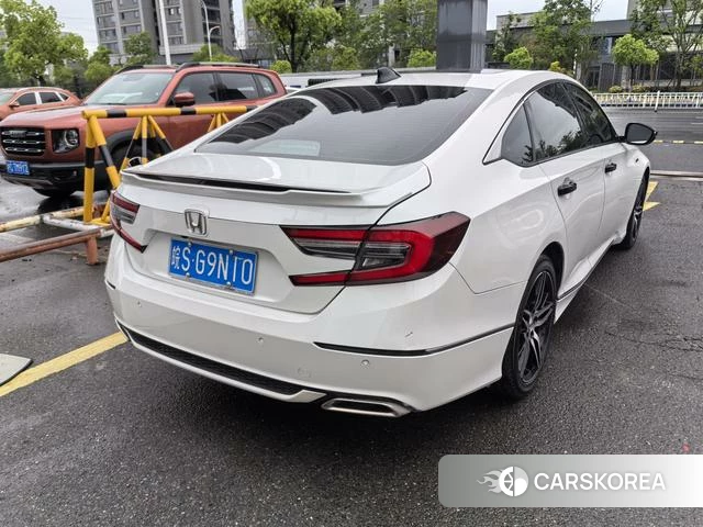 Honda Accord id 4333507 из Китая 14