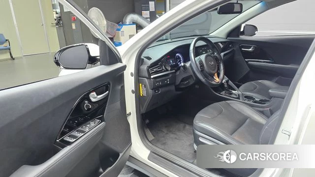 Kia The New Niro id 4836685 из Кореи 31