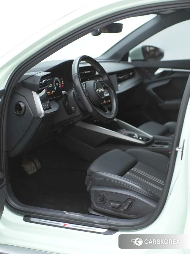 Audi A3 id 4273776 из Китая 30