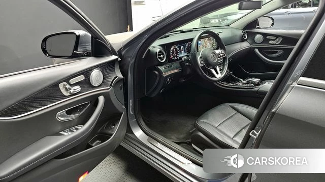Mercedes-Benz E-Class W213 id 3853016 из Кореи 20