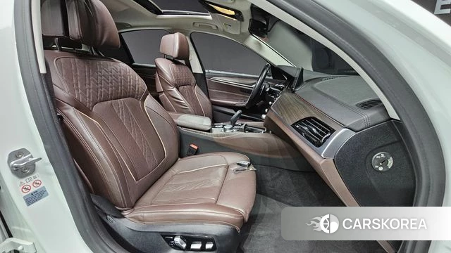 BMW 5 Series (G30) id 3845729 из Кореи 20