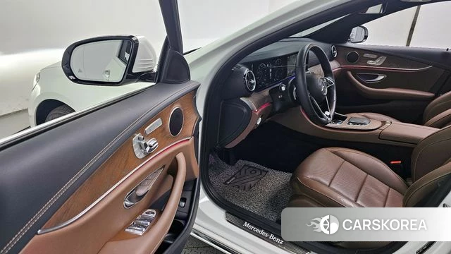 Mercedes-Benz E-Class W213 id 3923973 из Кореи 20