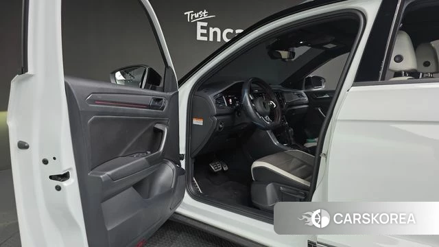 Volkswagen T-Roc id 3915763 из Кореи 20