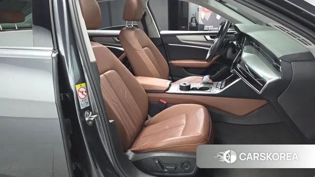 Audi A6 (C8) id 3535471 из Кореи 20