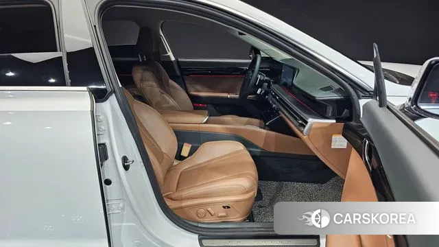 Hyundai Grandeur Hybrid (GN7) id 2930377 из Кореи 20