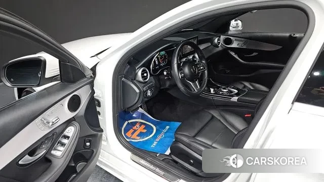 Mercedes-Benz C-Class W205 id 3686479 из Кореи 20