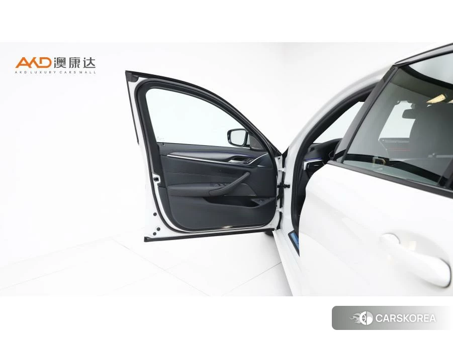 BMW 5 series (imported) id 4405900 из Китая 10