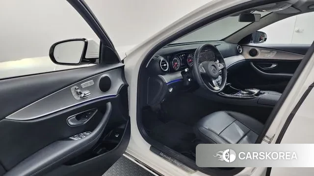 Mercedes-Benz E-Class W213 id 3449810 из Кореи 20