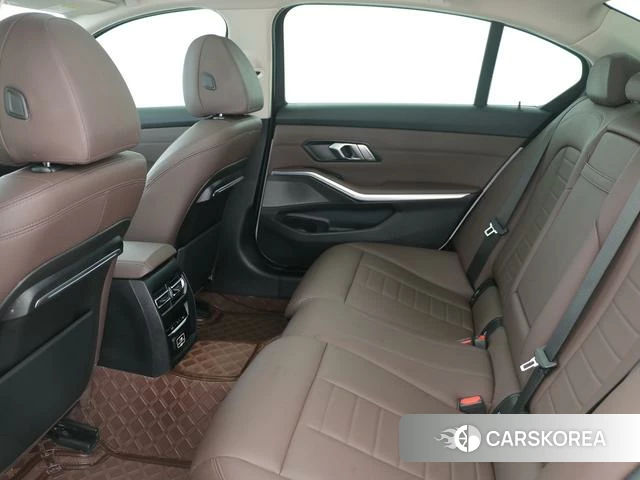 BMW 3 series id 4260383 из Китая 16