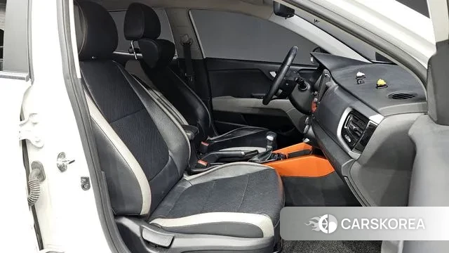 Kia Stonic id 3583214 из Кореи 20