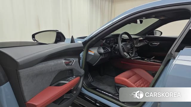 Audi e-Tron GT id 4354953 из Кореи 34