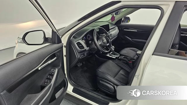 Kia Seltos id 4561734 из Кореи 30