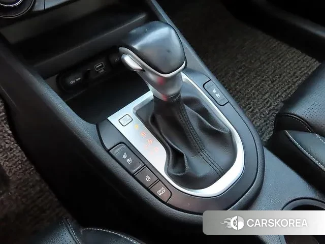 Kia Come New K3 id 3519989 из Кореи 18