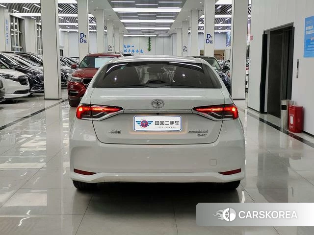 Toyota Corolla id 4261899 из Китая 10