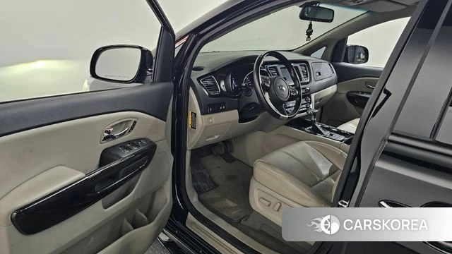 Kia The New Carnival id 3942504 из Кореи 20