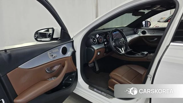 Mercedes-Benz E-Class W213 id 4507802 из Кореи 31