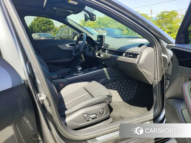 Audi A4L id 4205661 из Китая 12