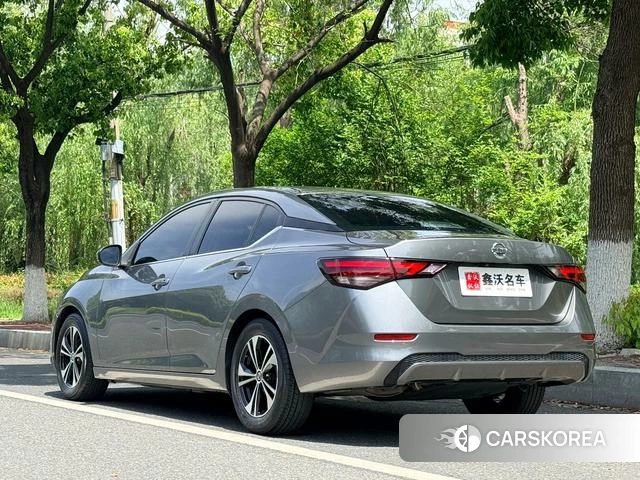 Nissan Xuan Yi id 4290699 из Китая 17