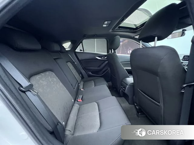 Mazda CX-4 id 4265799 из Китая 25
