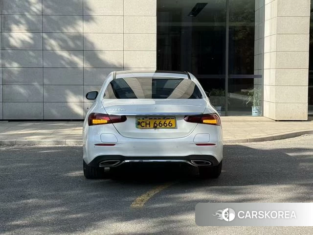 Mercedes-Benz E-class PHEV id 4272845 из Китая 20