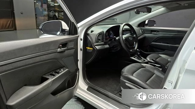 Hyundai Avante AD id 4286008 из Кореи 20