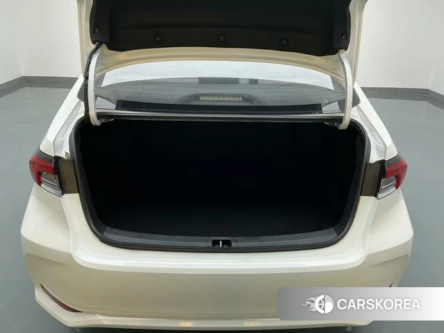 Toyota Corolla id 4279318 из Китая 20