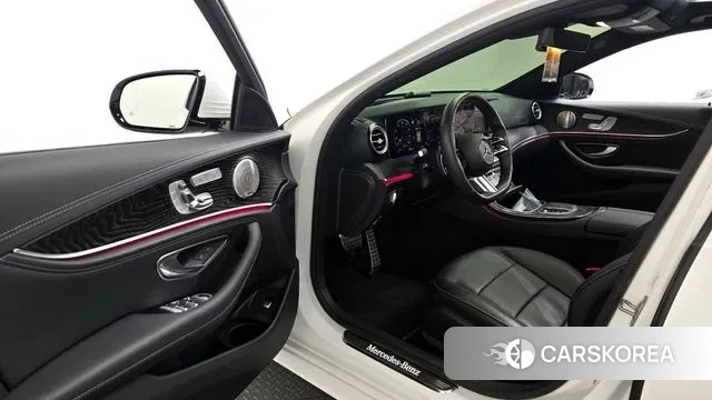 Mercedes-Benz E-Class W213 id 3707256 из Кореи 20