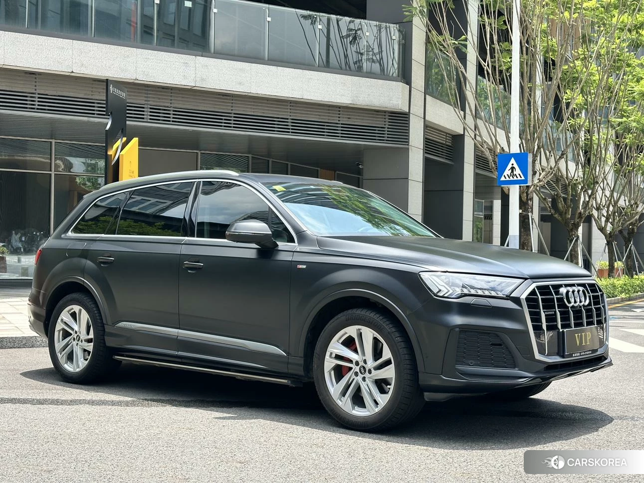 Audi Q7 id 4440953 из Китая 25