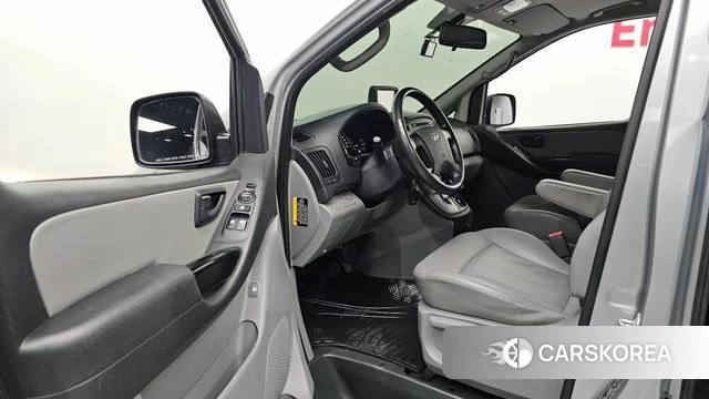 Hyundai The New Grand Starex id 4737549 из Кореи 20