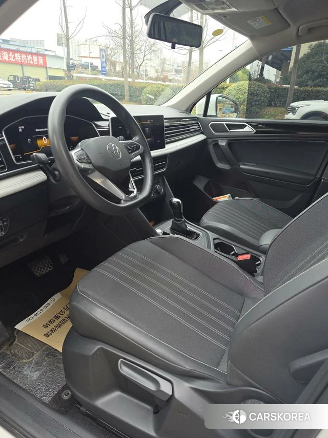 Volkswagen Tiguan L id 4258774 из Китая 17