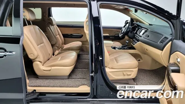 Kia The New Carnival id 2261015 из Кореи 20