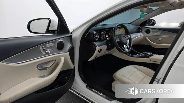 Mercedes-Benz E-Class W213 id 4781249 из Кореи 30