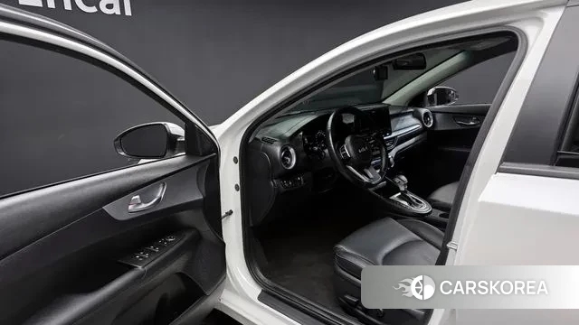 Kia The New K3 2nd generation id 3576699 из Кореи 20