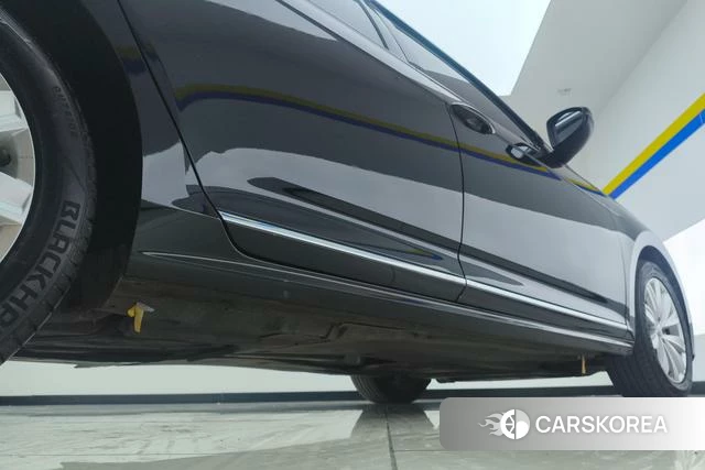 Volkswagen Passat id 4236647 из Китая 17