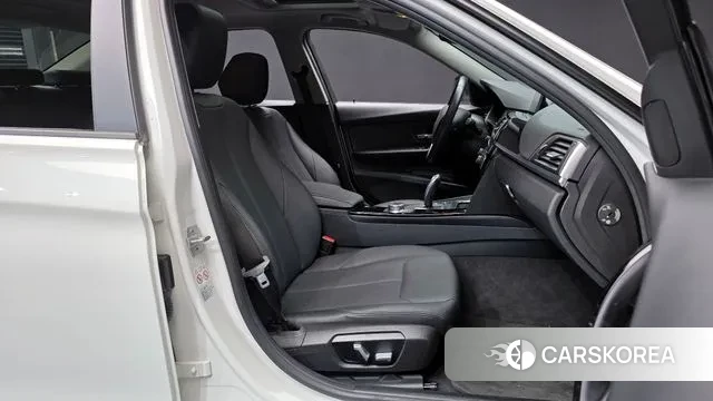 BMW 3 Series (F30) id 3754732 из Кореи 20