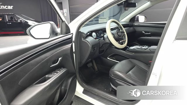 Hyundai Tucson (NX4) id 4591919 из Кореи 32