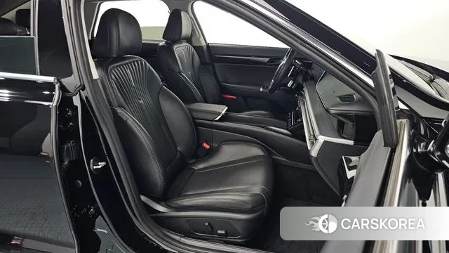 Hyundai Grandeur (GN7) id 2900278 из Кореи 20