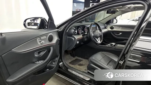Mercedes-Benz E-Class W213 id 3736706 из Кореи 20