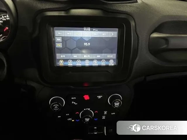 Jeep Renegade id 3669572 из Кореи 20