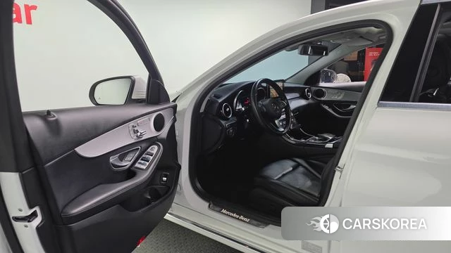 Mercedes-Benz C-Class W205 id 3900045 из Кореи 19